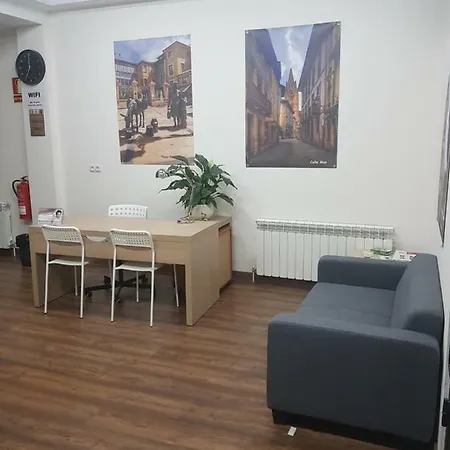 Turistico La Peregrina بيت شباب