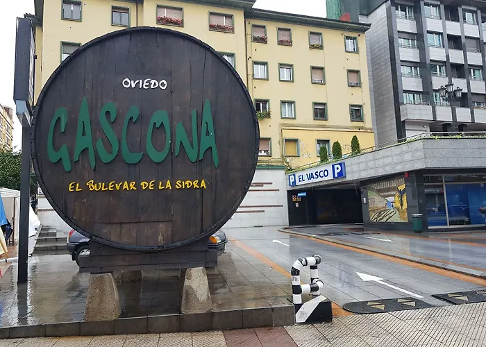 Turistico La Peregrina بيت شباب *